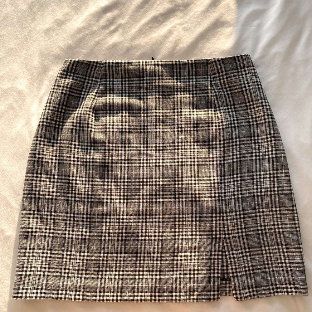 NWOT Zara Plaid Mini Skirt, Medium